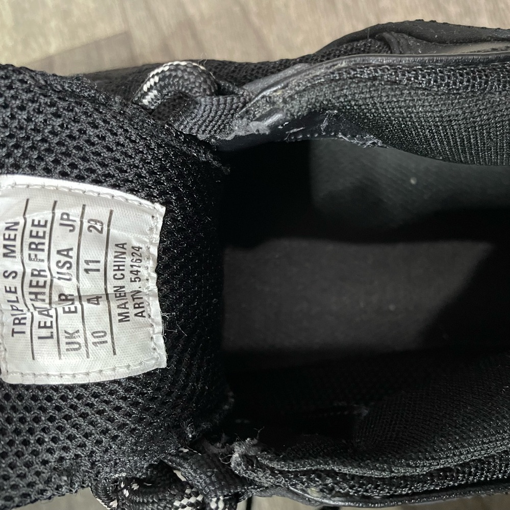 Balenciaga Triple S Clear Sole Sneakers - Picture 7 of 7